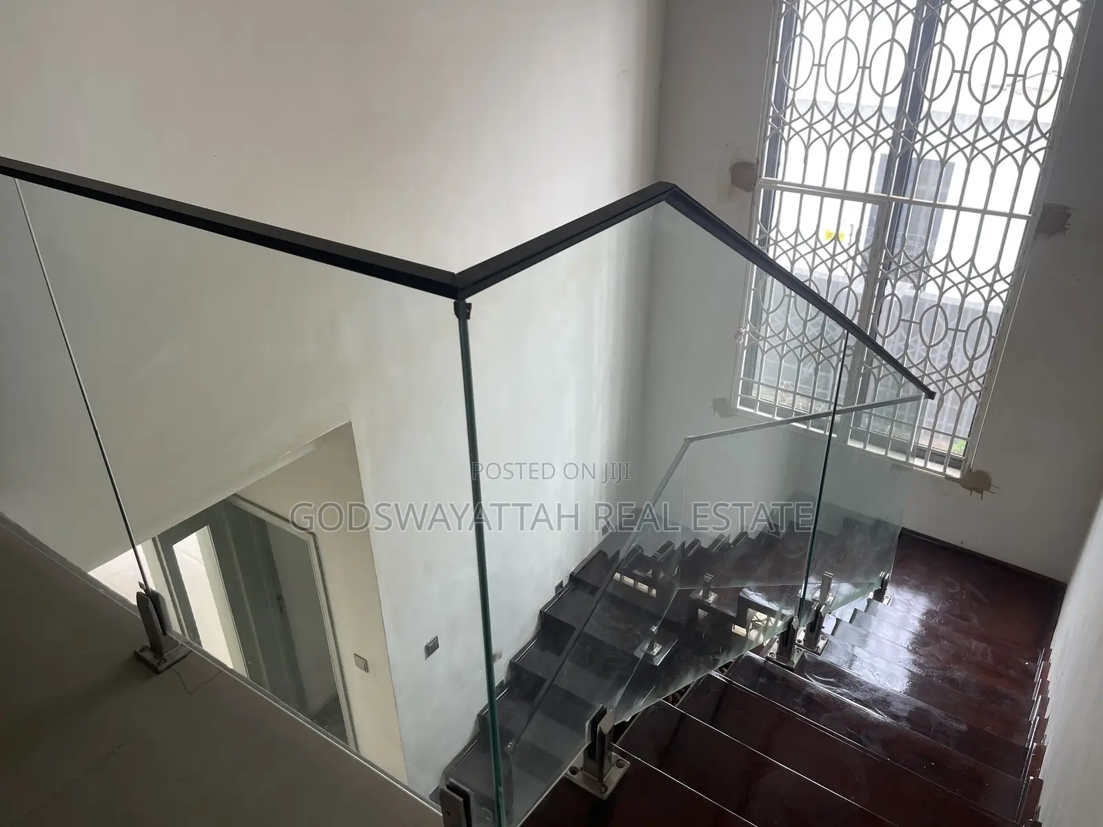 4bdrm House in East Legon, Adjiriganor for sale