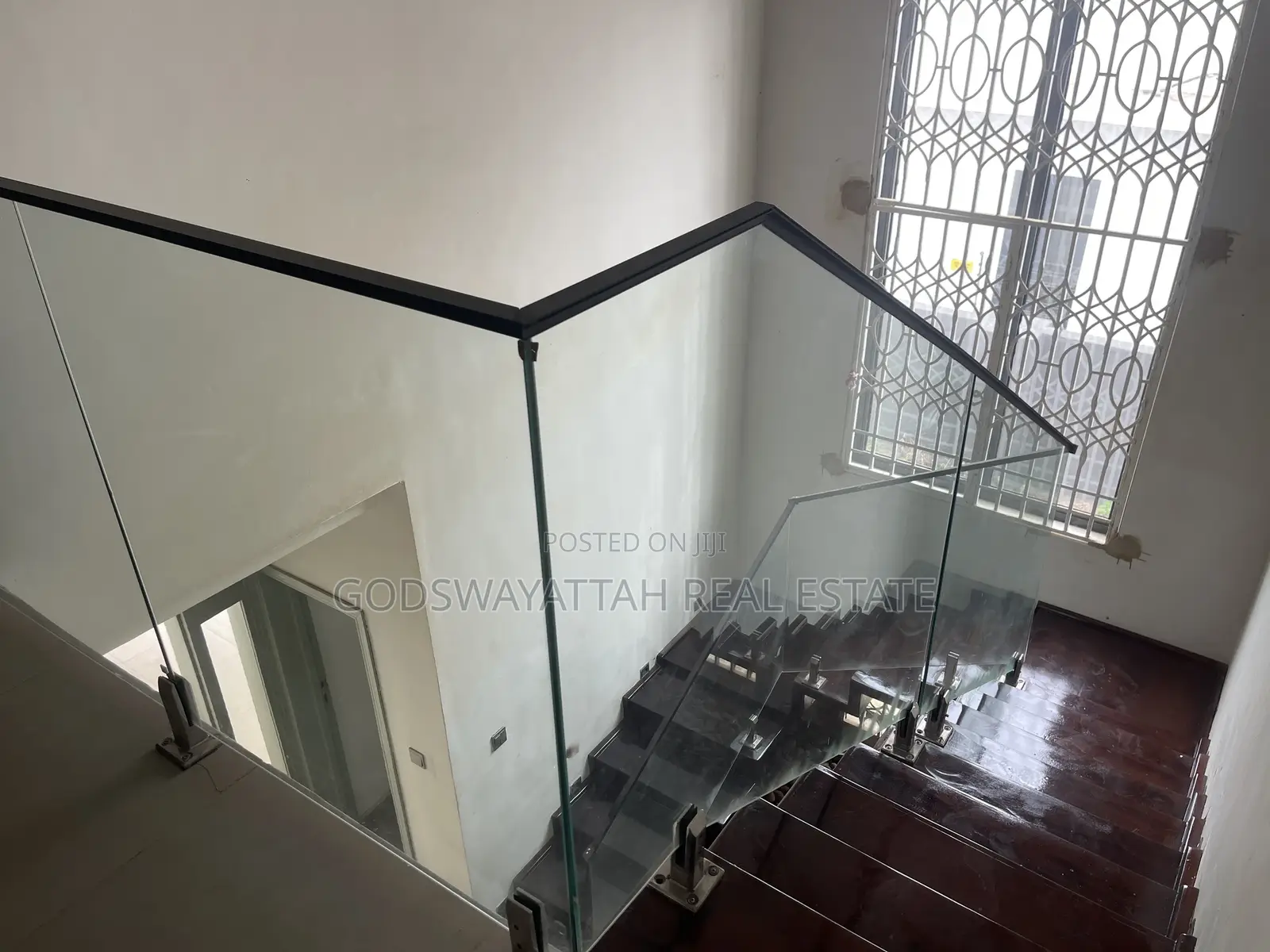 4bdrm House in East Legon, Adjiriganor for sale