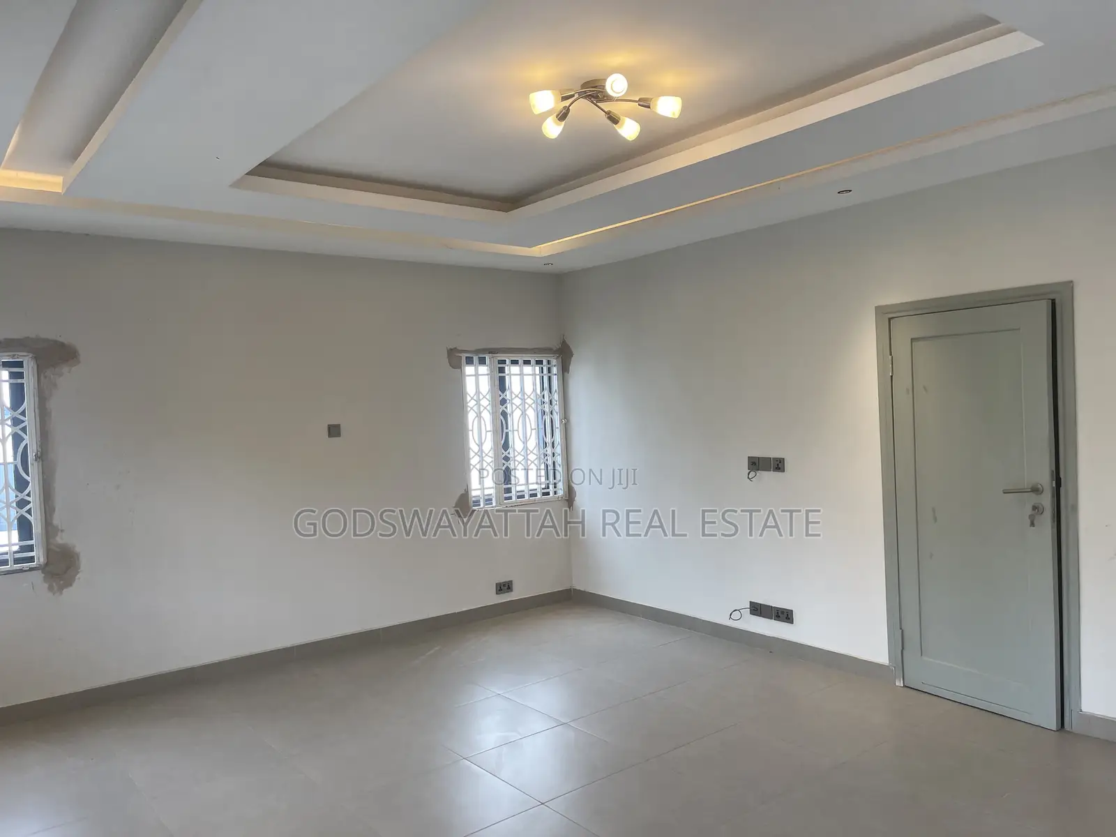 4bdrm House in East Legon, Adjiriganor for sale