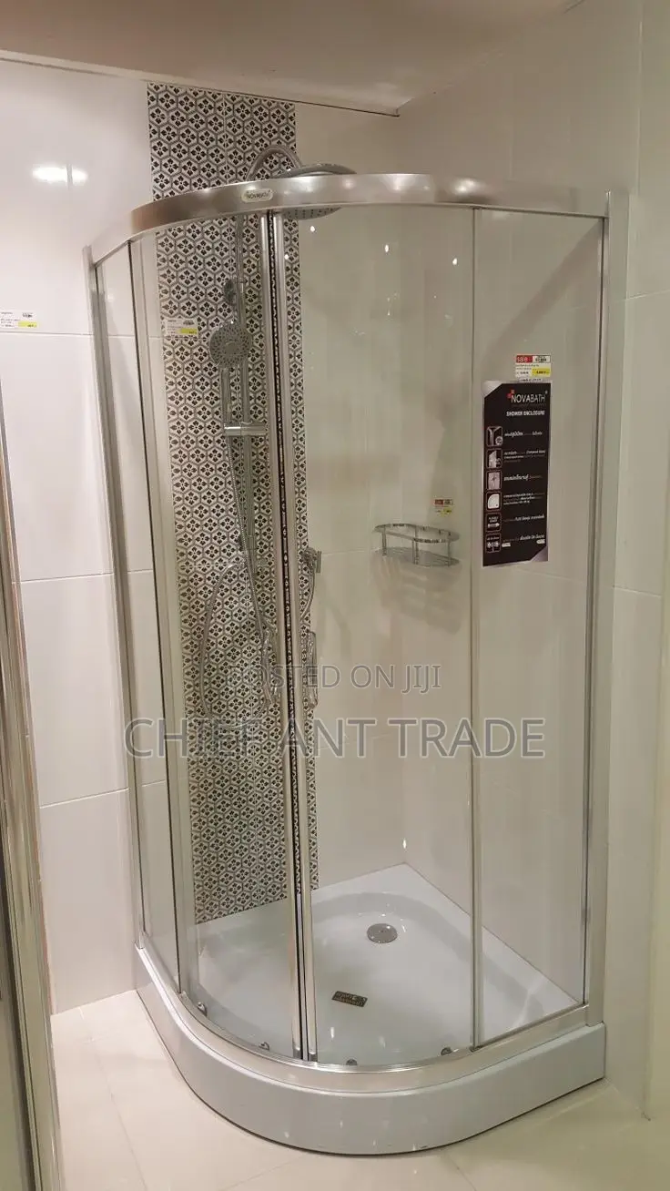 Shower Cubicle. 100 X 100cm. Corner