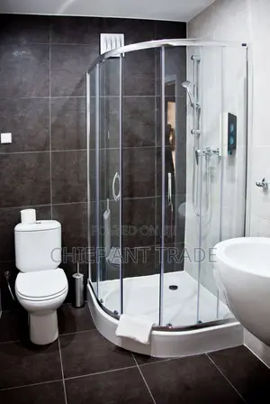 Shower Cubicle. 100 X 100cm. Corner