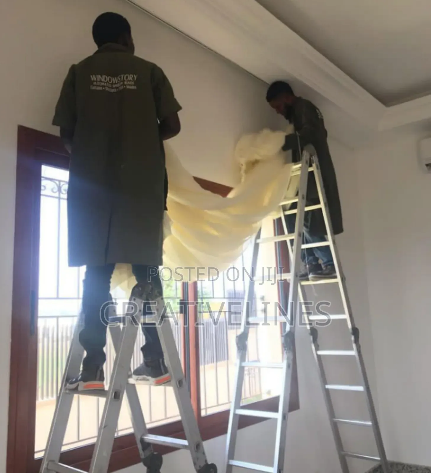 Curtain Installers