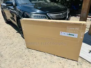 Sleek, Modern Design Samsung 55”Cu8000