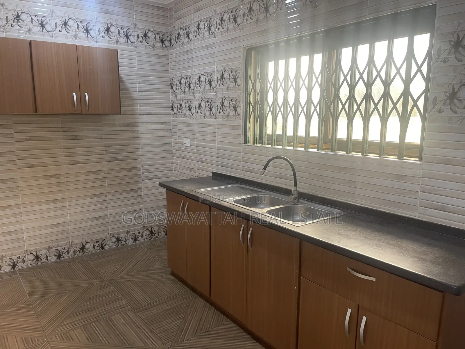 3bdrm Apartment in East Legon, Adjiriganor for rent