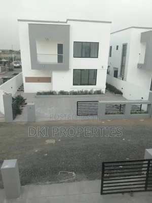 3bdrm House in Dki Properties, Adenta for sale