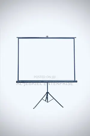 150”X150” Tripod Projector Screen