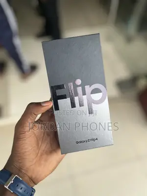 New Samsung Galaxy Z Flip4 256 GB Black