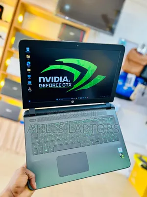 Laptop HP Pavilion Gaming Laptop 15-Dk2xxx 16GB Intel Core I5 SSD 1.5T