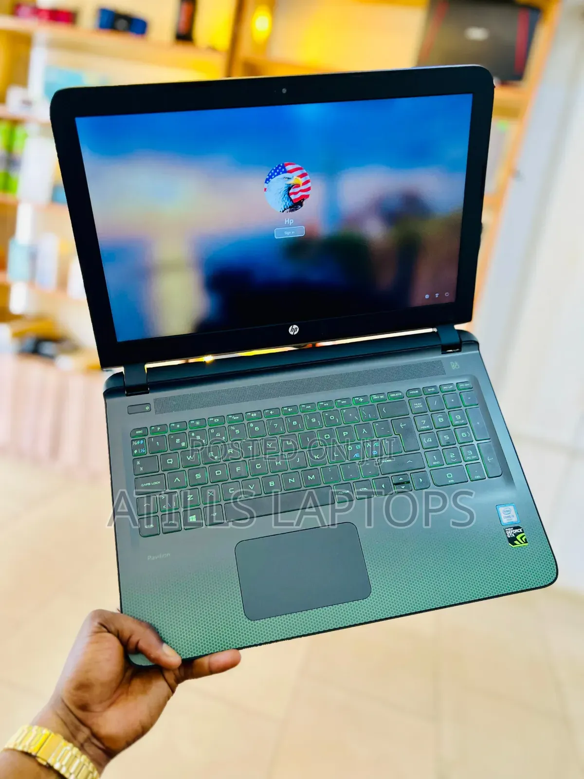 Laptop HP Pavilion Gaming Laptop 15-Dk2xxx 16GB Intel Core I5 SSD 1.5T