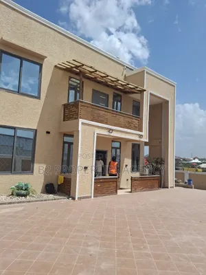 Furnished 4bdrm Mansion in B2 Properties Agency, Kumasi Metropolitan
