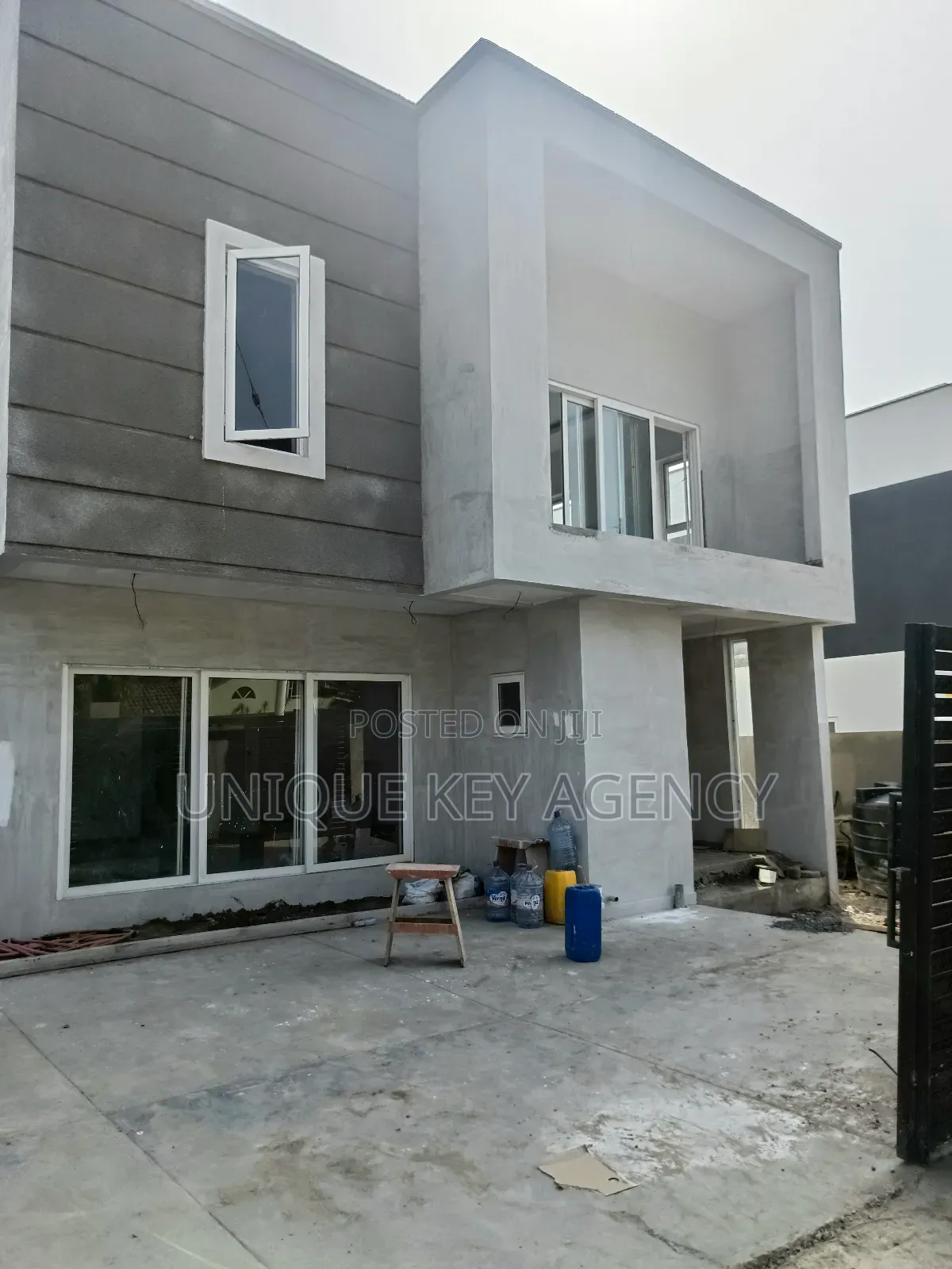 4bdrm House in Unique Key Agency, Airport Residential Area for sale