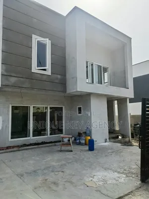 4bdrm House in Unique Key Agency, Airport Residential Area for sale
