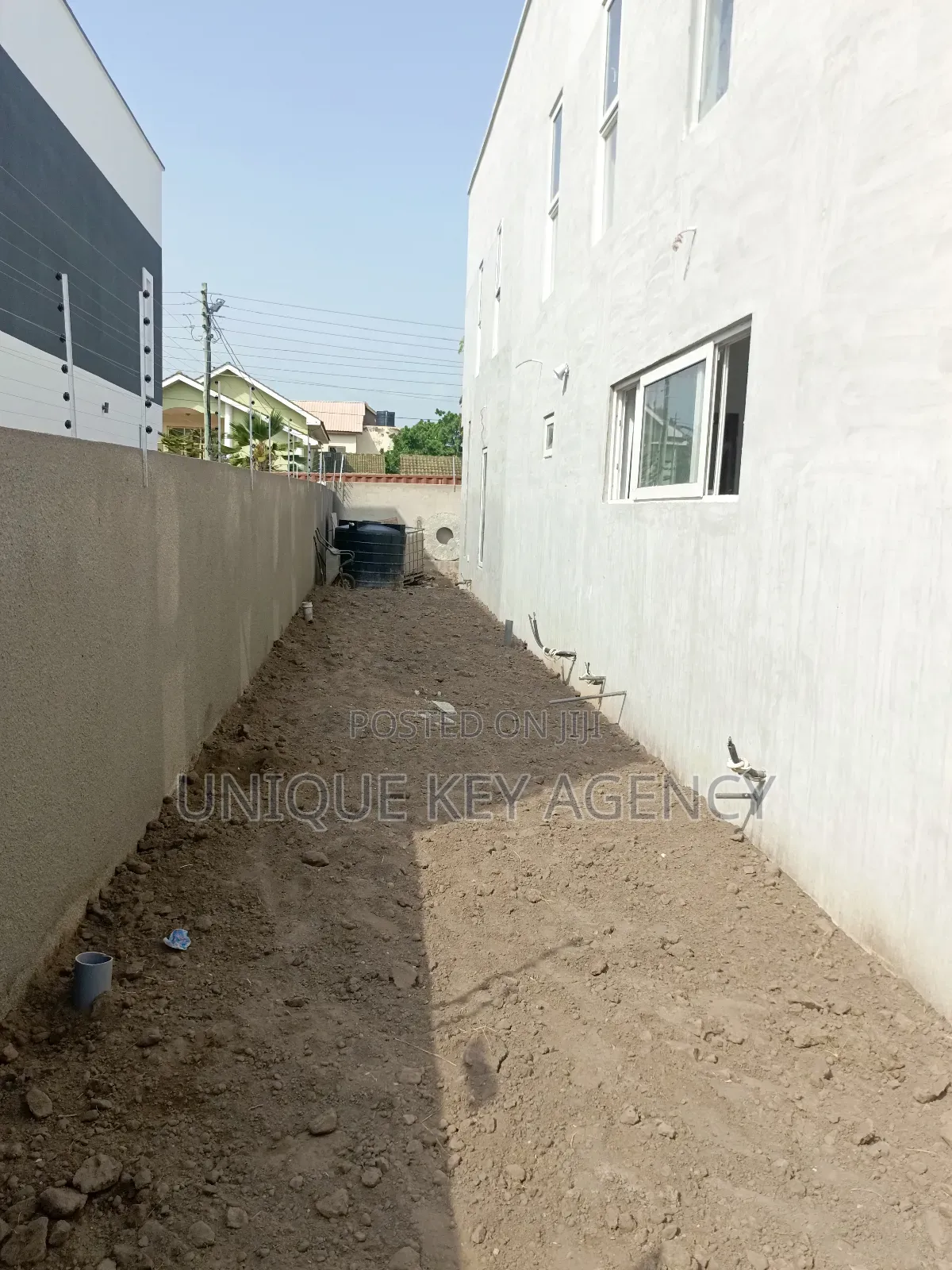 4bdrm House in Unique Key Agency, Airport Residential Area for sale