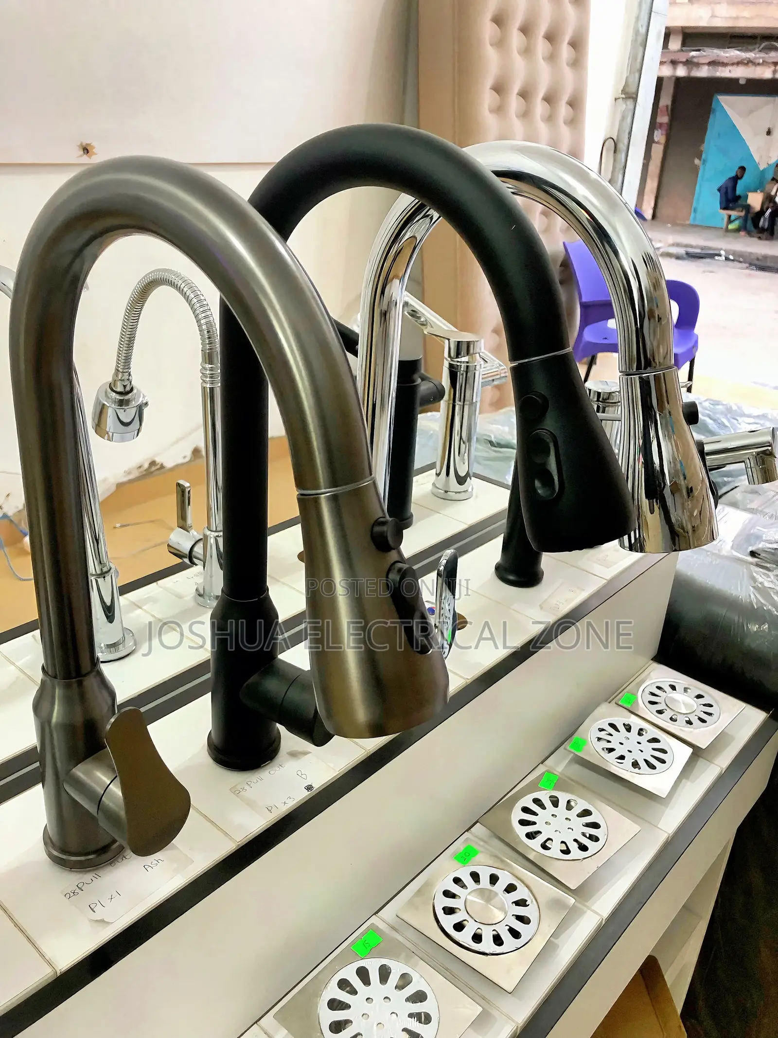 Pull Out Taps-kitchen Sink Taps, Basin,With 360 Swivel Spout