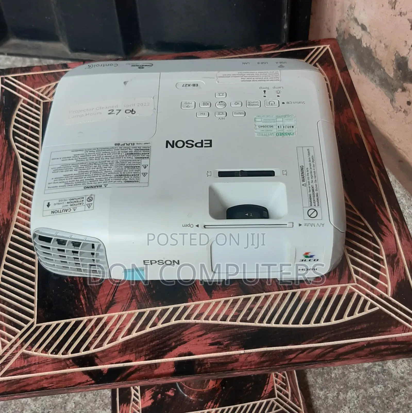 EPSON Eb - X27 Projector