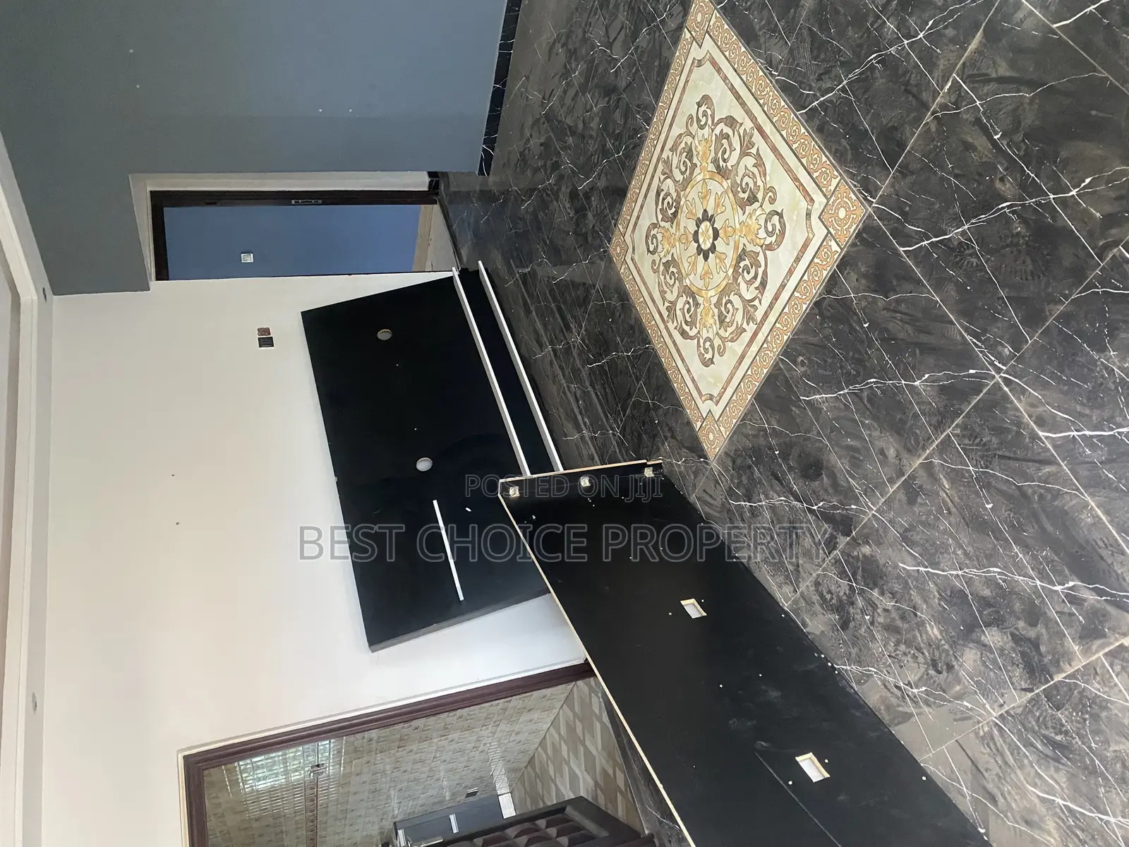 3bdrm Apartment in Housing Down Estate, Adenta for rent