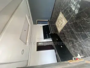 3bdrm Apartment in Housing Down Estate, Adenta for rent