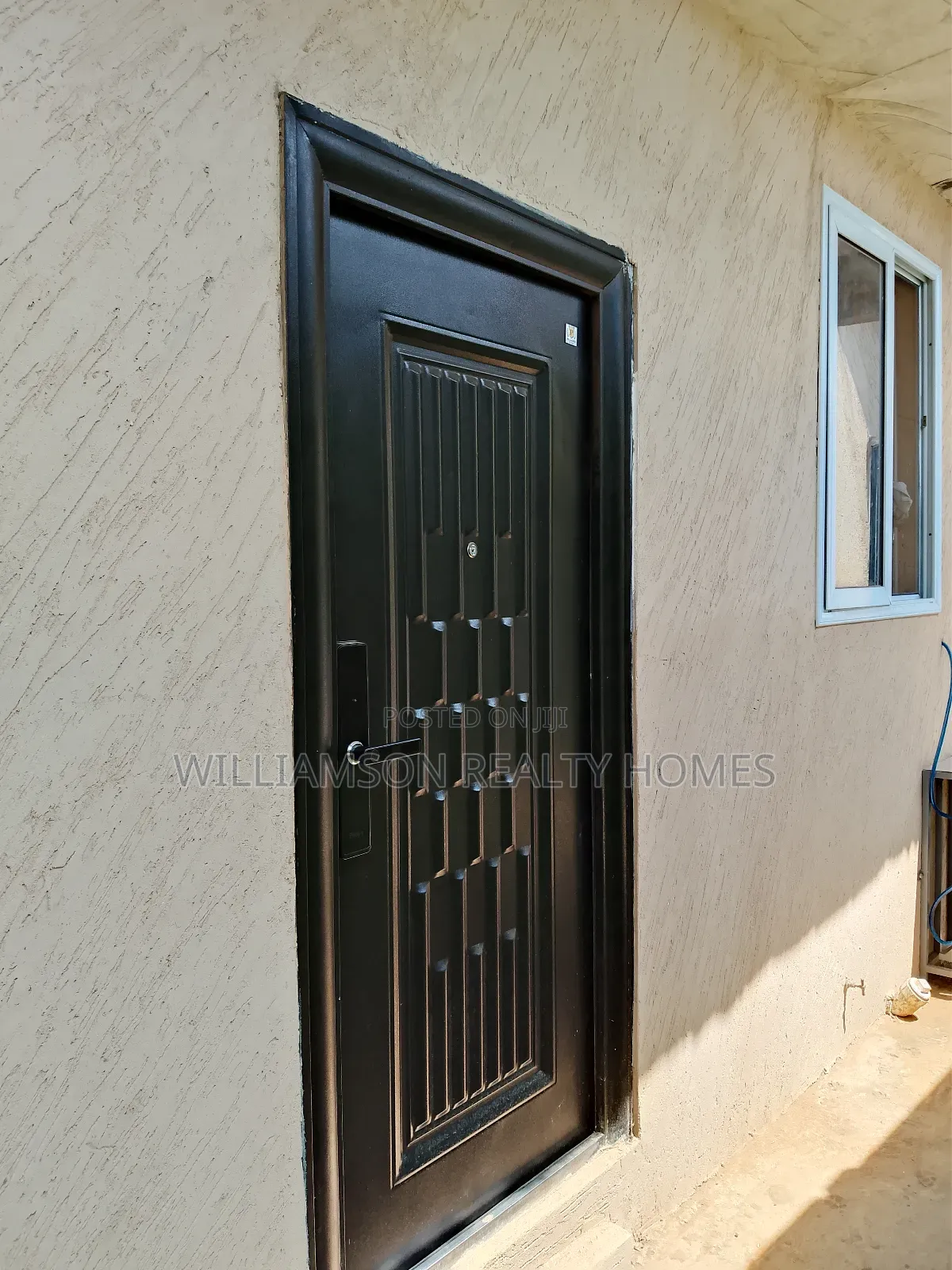 1bdrm Apartment in Spintex Main Road for rent