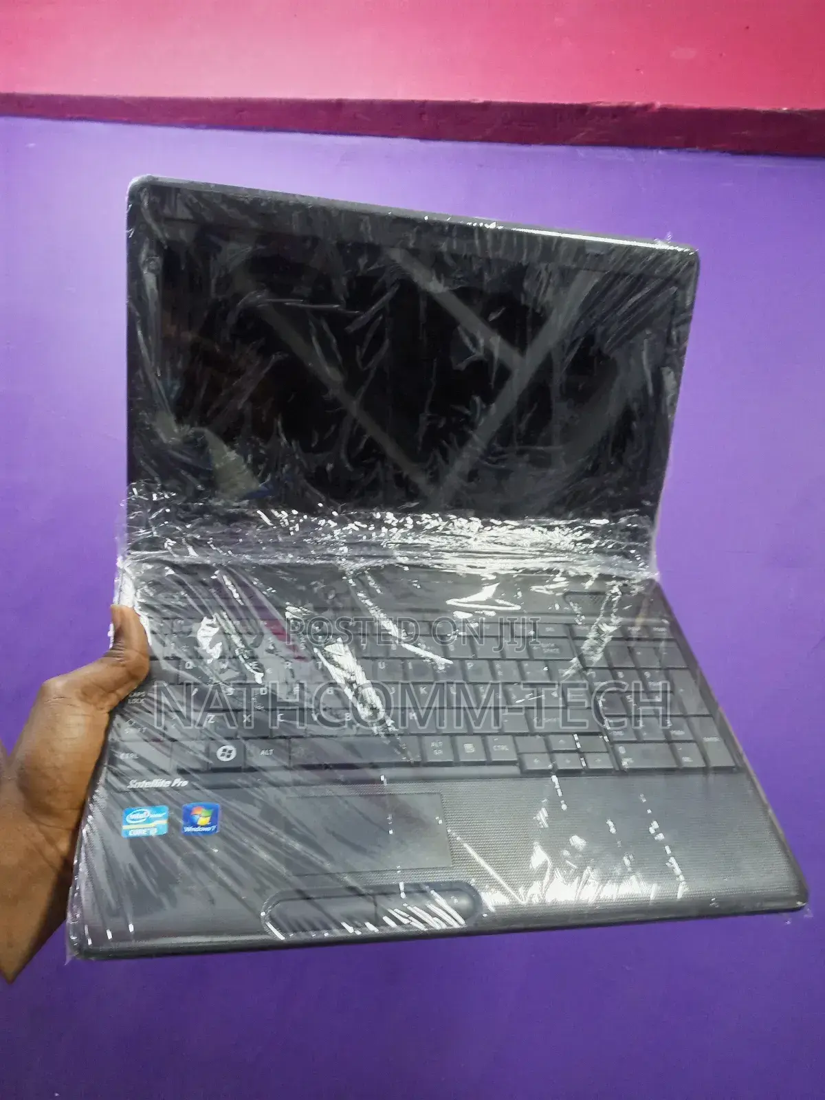 New Laptop Toshiba Satellite C665 6GB Intel Core I3 HDD 500GB