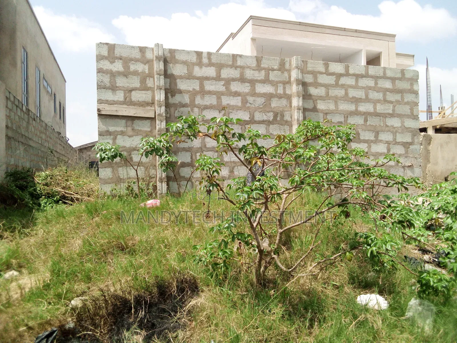Prime Half Plot for Sale - Lakeside Estate