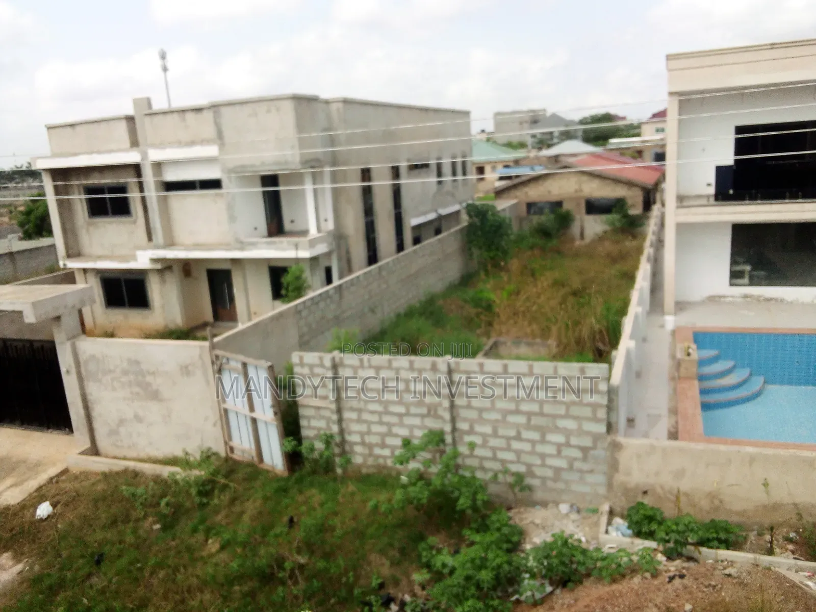 Prime Half Plot for Sale - Lakeside Estate