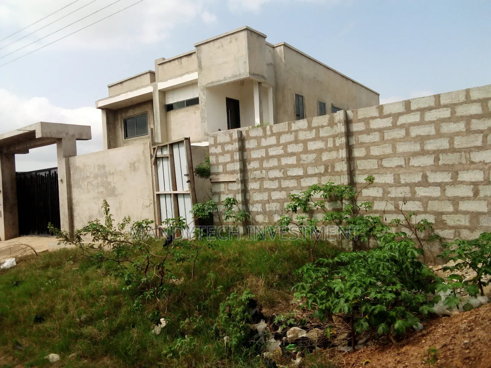 Prime Half Plot for Sale - Lakeside Estate