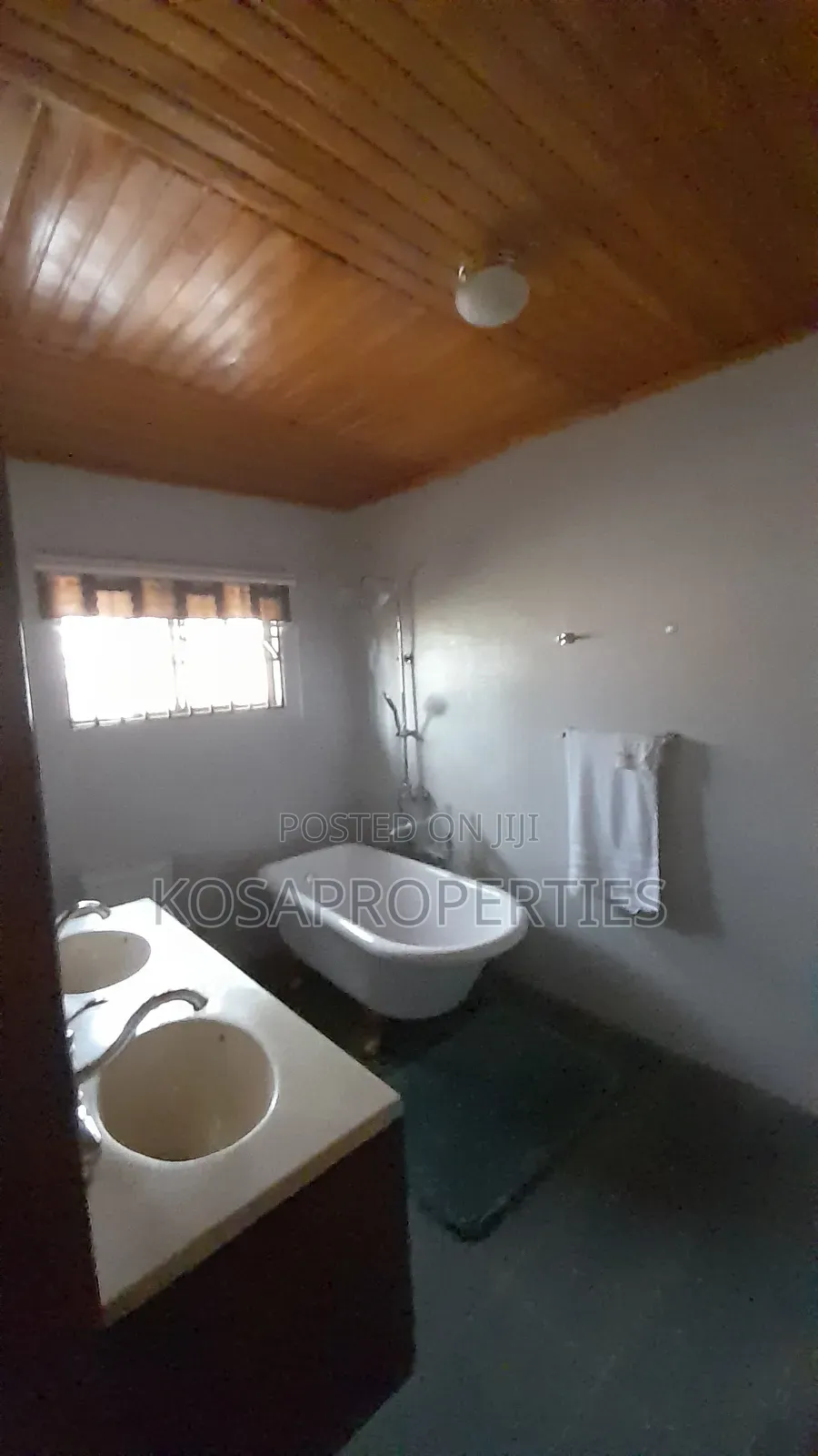 7bedrooms Furnished at Adjiringanor for Rent