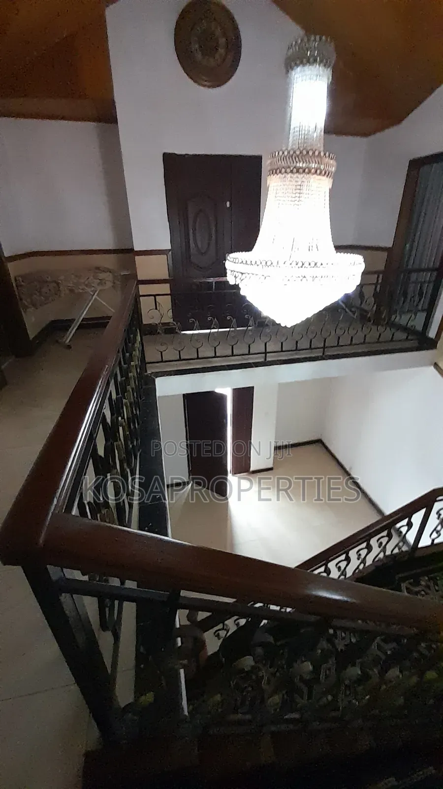 7bedrooms Furnished at Adjiringanor for Rent