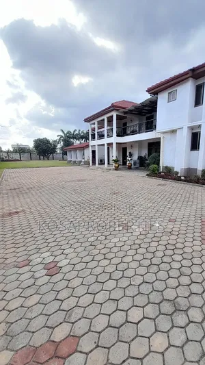 7bedrooms Furnished at Adjiringanor for Rent