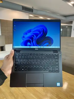 New Laptop Dell Latitude 5300 8GB Intel Core I5 SSD 256GB