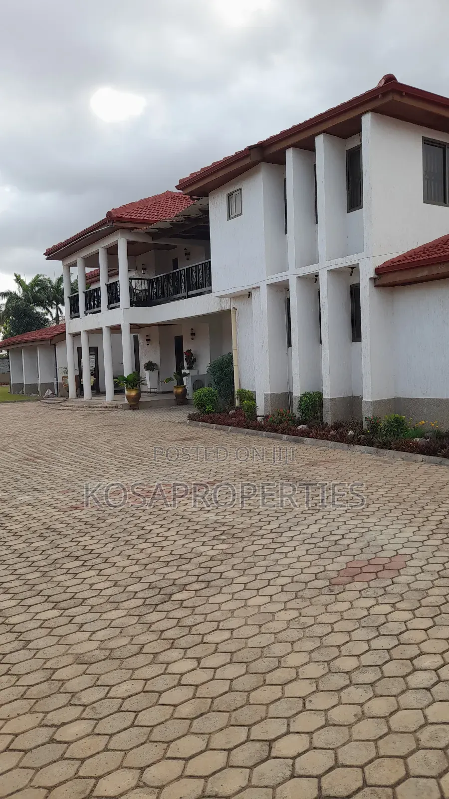 Furnished 2bdrm Apartment in Adjiringanor, Adjiriganor for rent