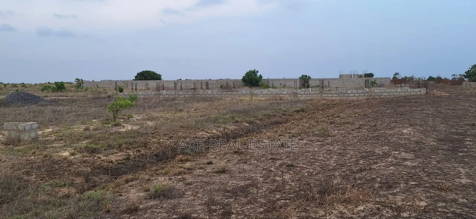 Luxurious Titled Plots / Registered at Tema Community 25