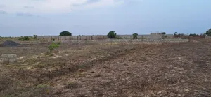 Luxurious Titled Plots / Registered at Tema Community 25