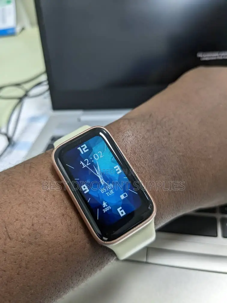 Gorgeous Lc112 Smart Watch Fitness Activity Tracker