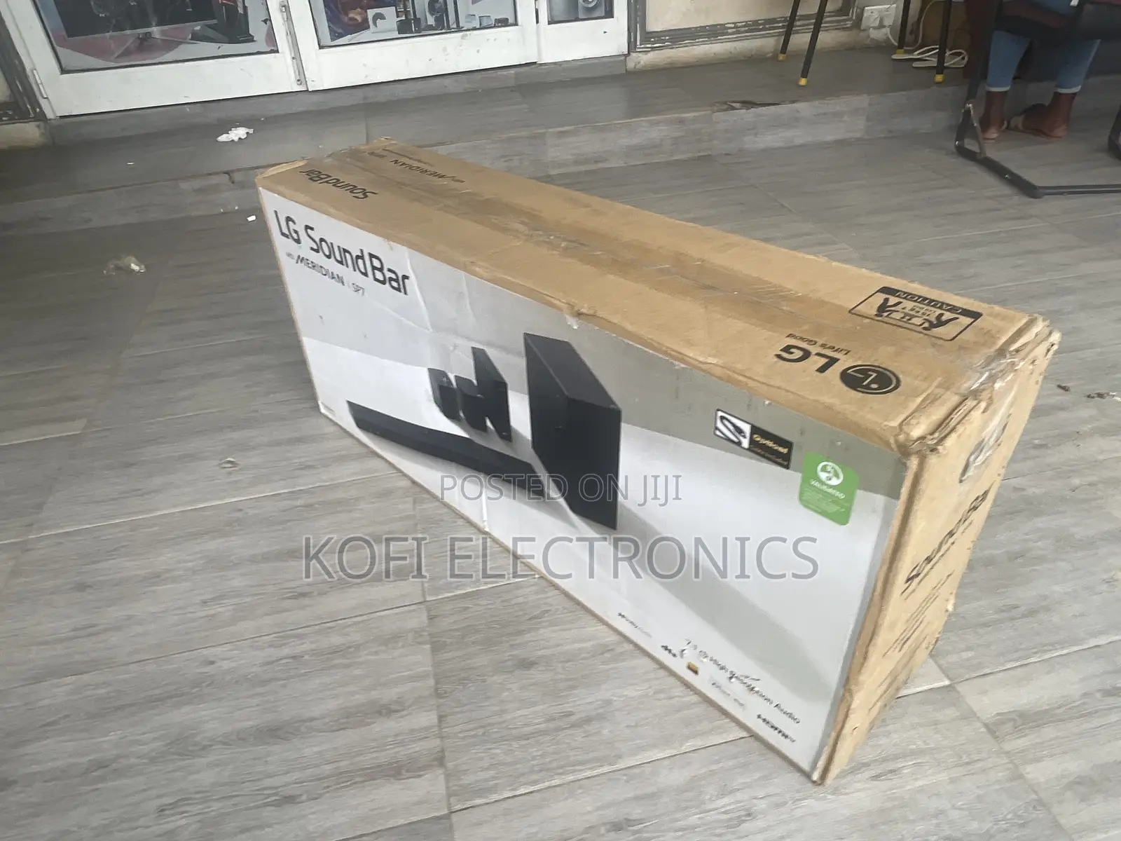 Premium Fabric LG SP7R 7.1 Channel High Res Audio Sound Bar