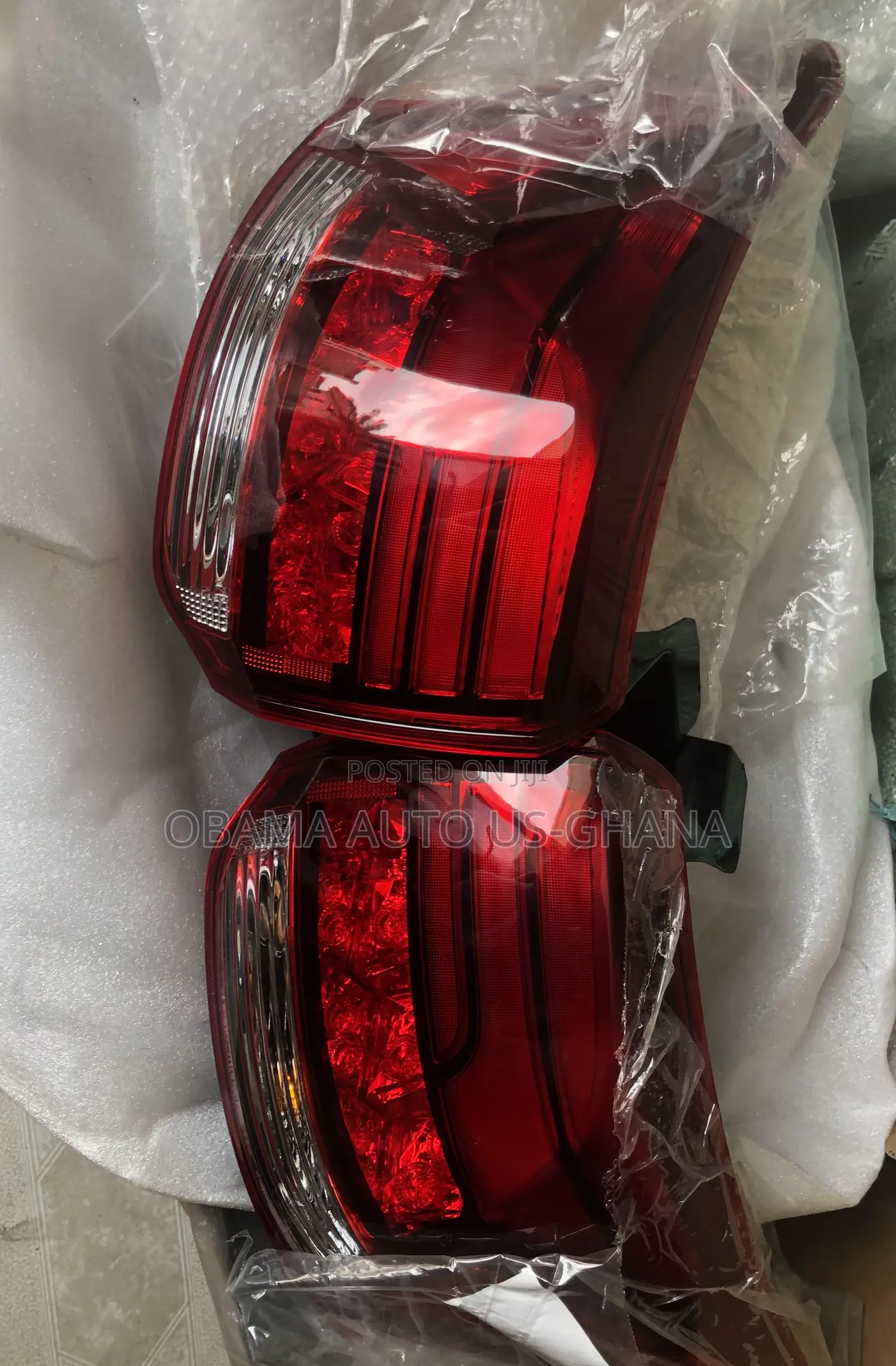 Mitsubishi Outlander Taillight 2016 2017 2018 2019 2020 -21 Tail Light