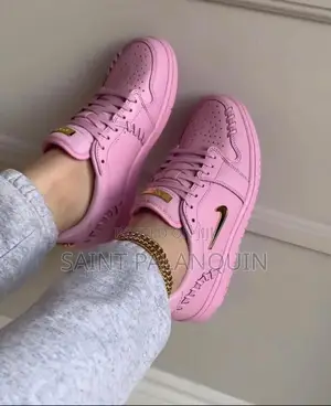 Nike Ladies Jordan One Low Pink