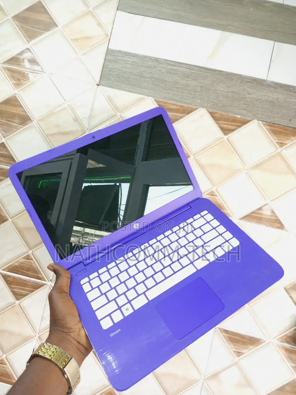 Laptop HP Stream 14-Cb130nr 4GB Intel SSD 32GB