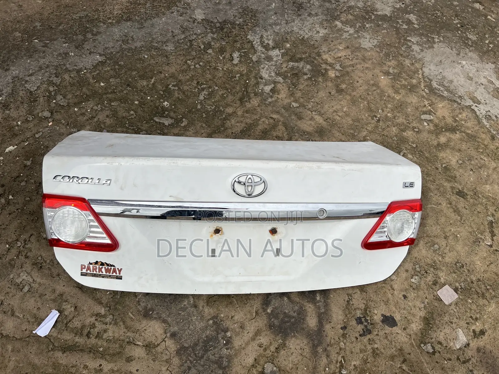 Toyota Corolla 2011 Trunk