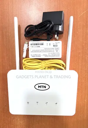 ZLT T30d Cat 4 Universal Rechargeable Router - 32 Devices