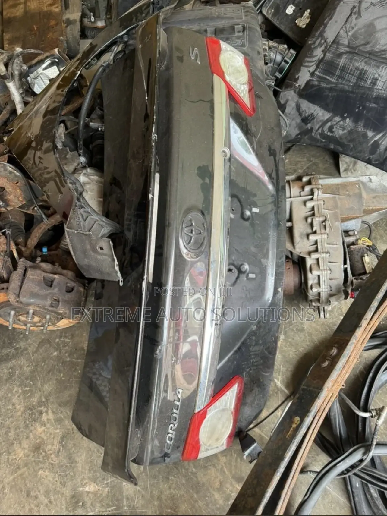 Toyota Corolla 2012 Sports Trunk