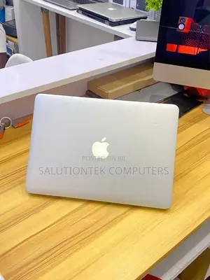 Laptop Apple MacBook Pro 2014 8GB Intel Core i5 SSD 256GB
