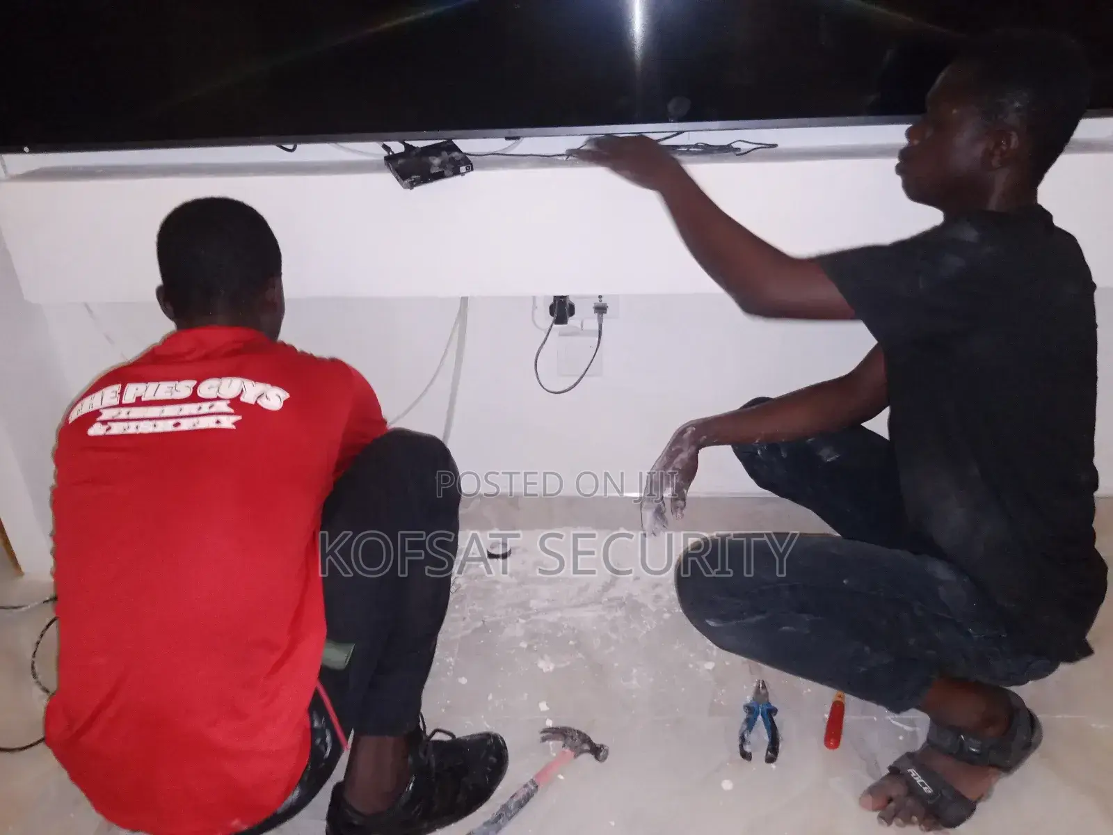 Smart Tv Repairs, CCTV and DSTV Installations