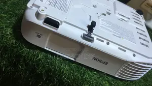 Epson Eb-X31 Pro for Large Venues Projection