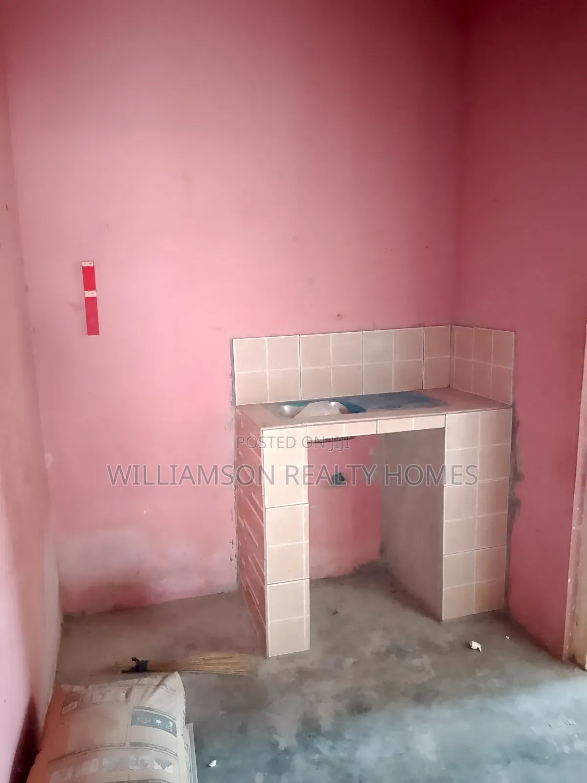 1bdrm Apartment in Community 20 Estate, Spintex for rent