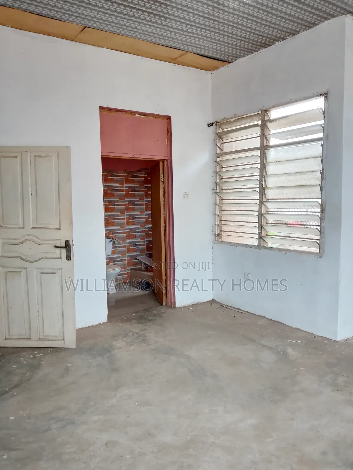 1bdrm Apartment in Community 20 Estate, Spintex for rent