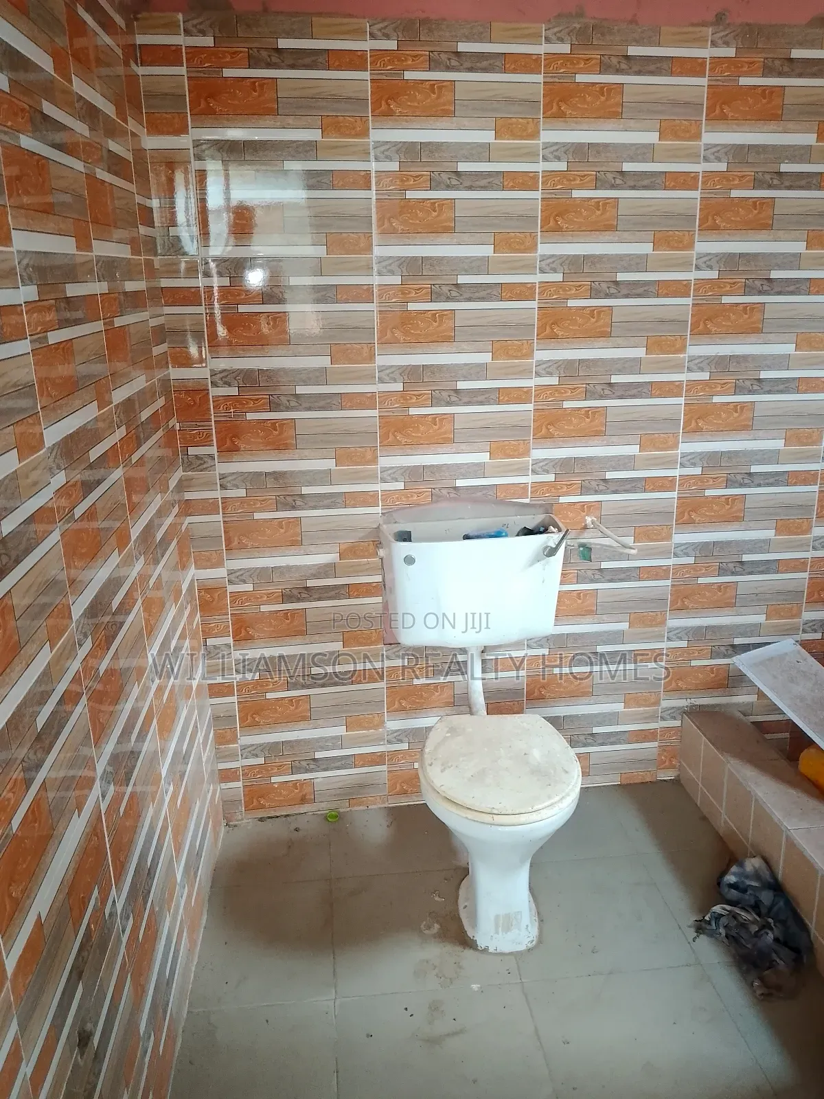 1bdrm Apartment in Community 20 Estate, Spintex for rent