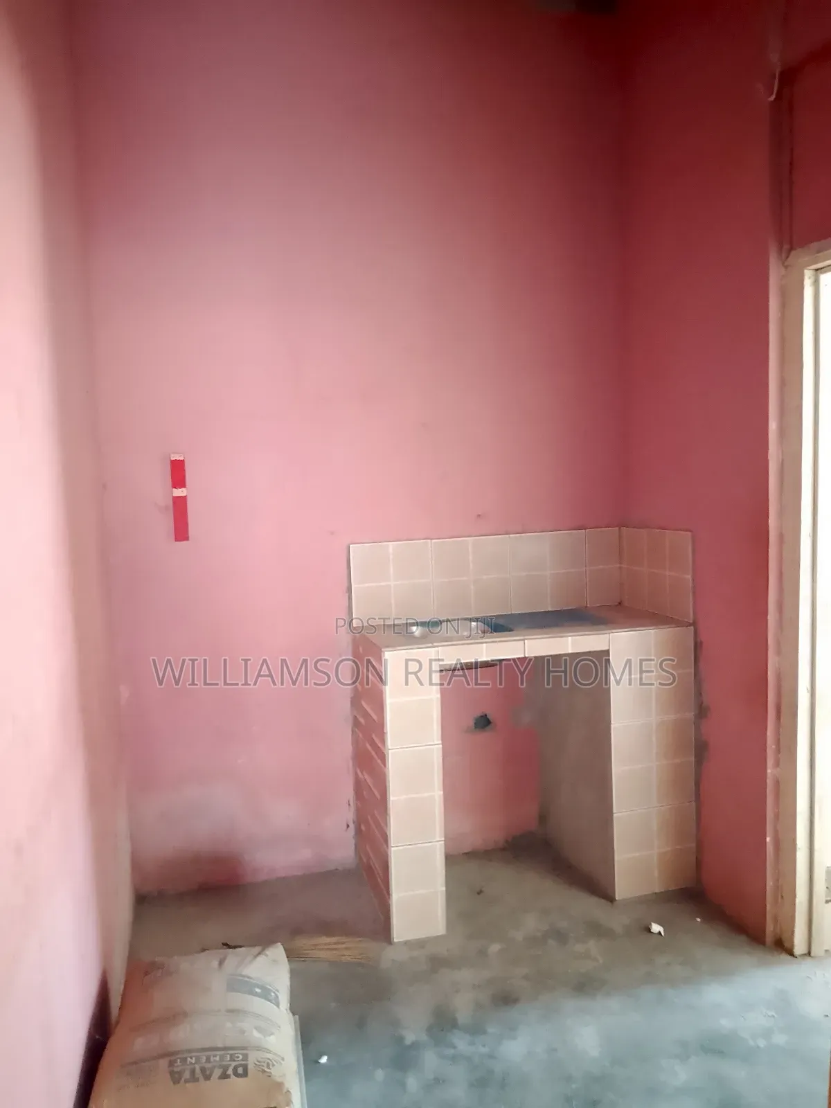 1bdrm Apartment in Community 20 Estate, Spintex for rent