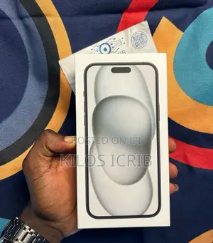New Apple iPhone 15 128 GB Black