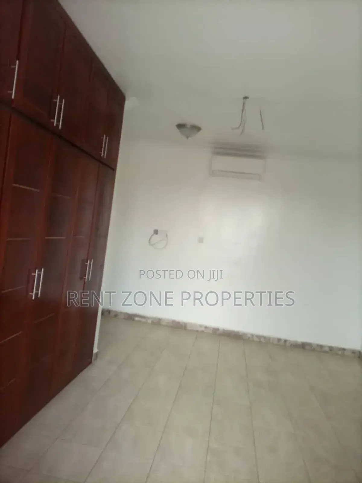 3bdrm Apartment in Rent Zone Properties, Parakuo Estate for rent